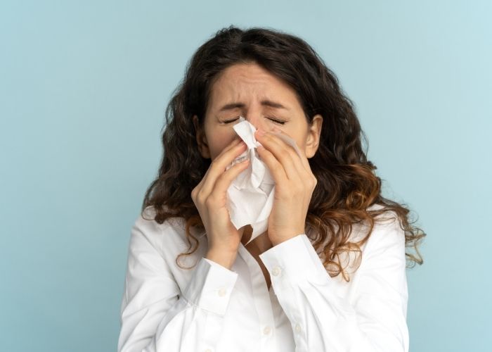 Qué Significa Estornudar Tres Veces