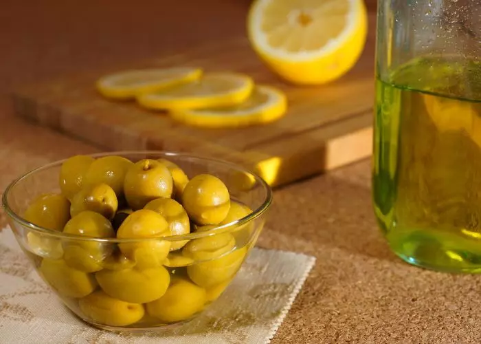 Aceite de Oliva y Limón por la Noche