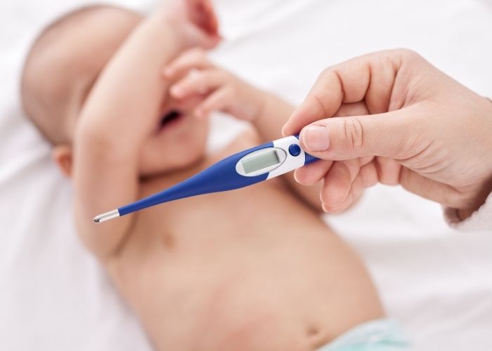 Como saber si un bebé tiene fiebre